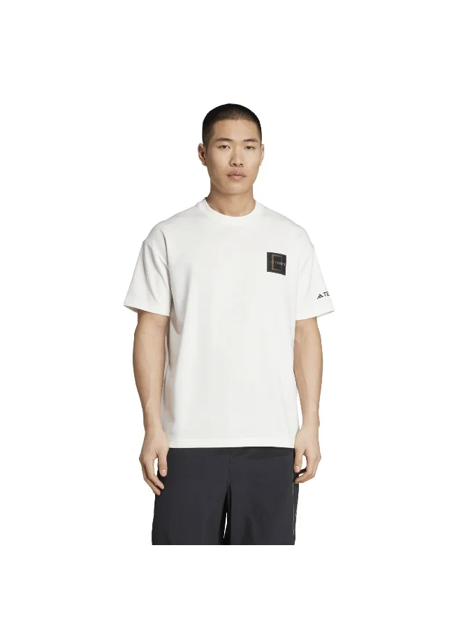 Adidas Adidas U Natgeo Gf Tee White Graphic Tee (Short Sleeve) T-Shirts For Unisex