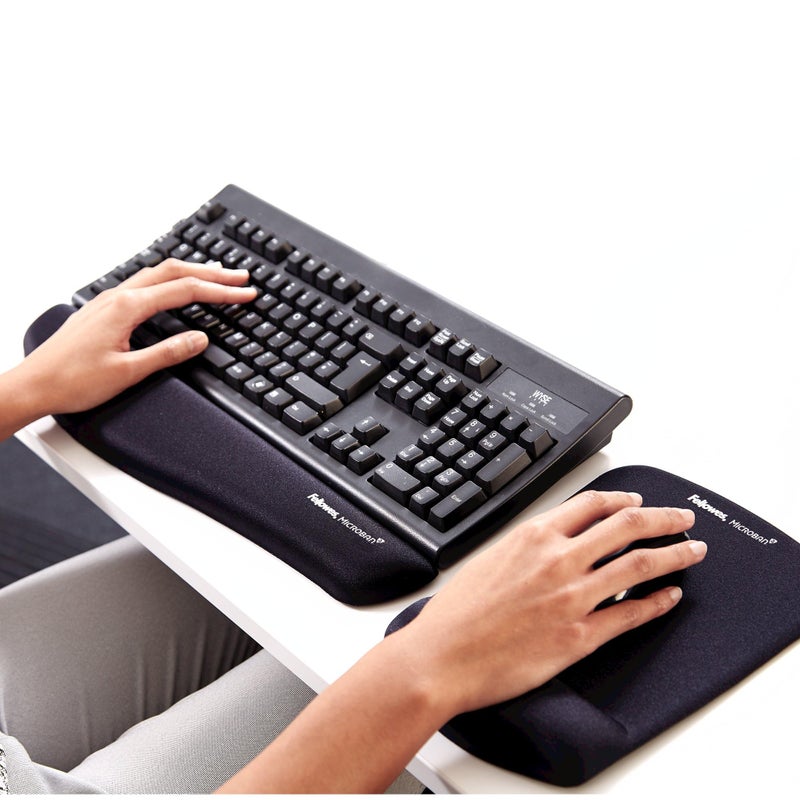 Fellowes PlushTouch Foam Keyboard Wrist Rest with MICROBAN - Graphite (9252301) - Image 3