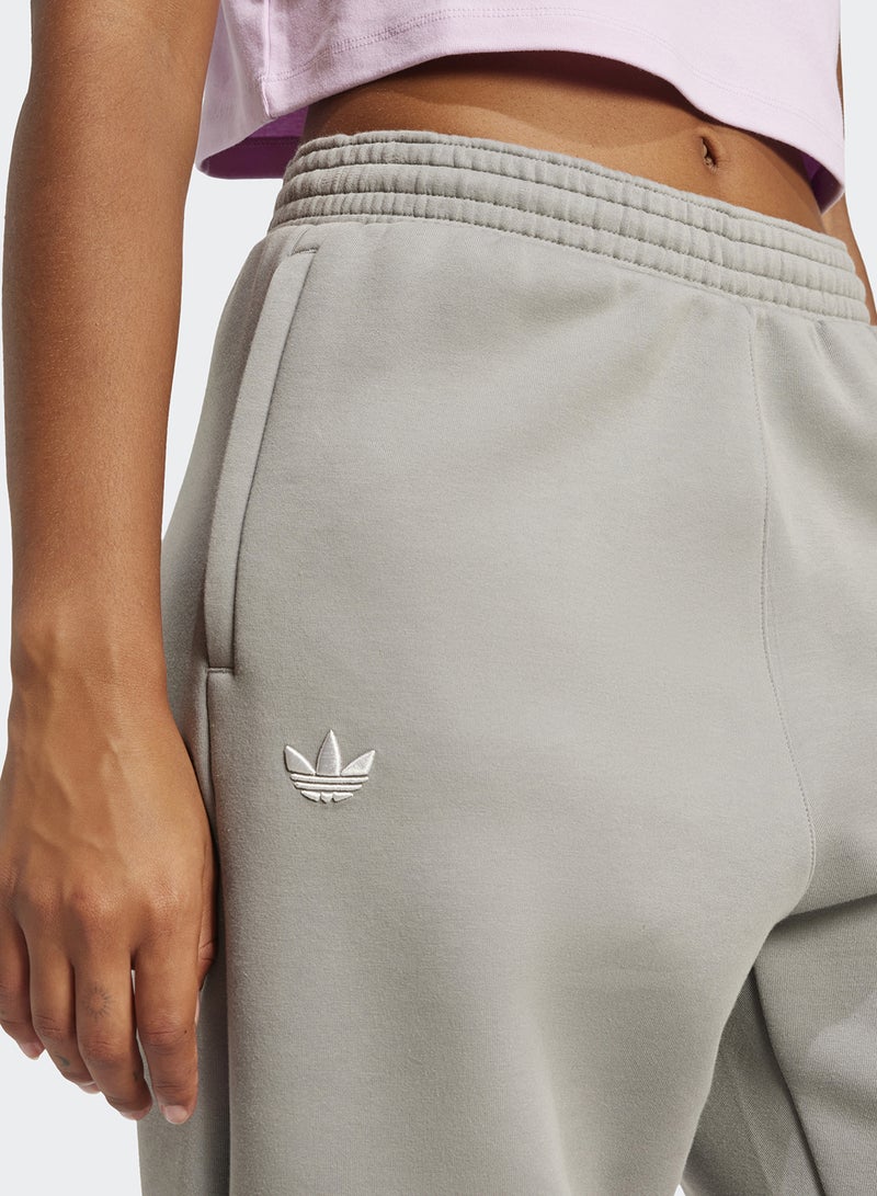 adidas Originals Neuclassics Sweat Tracksuit Pants  - Image 3
