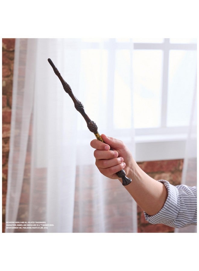 Wizarding World Harry Potter, 12-inch Magical Collector Albus Dumbledore Wand with Stand & Die-cast Icon, Magical Creatures Series - Image 4