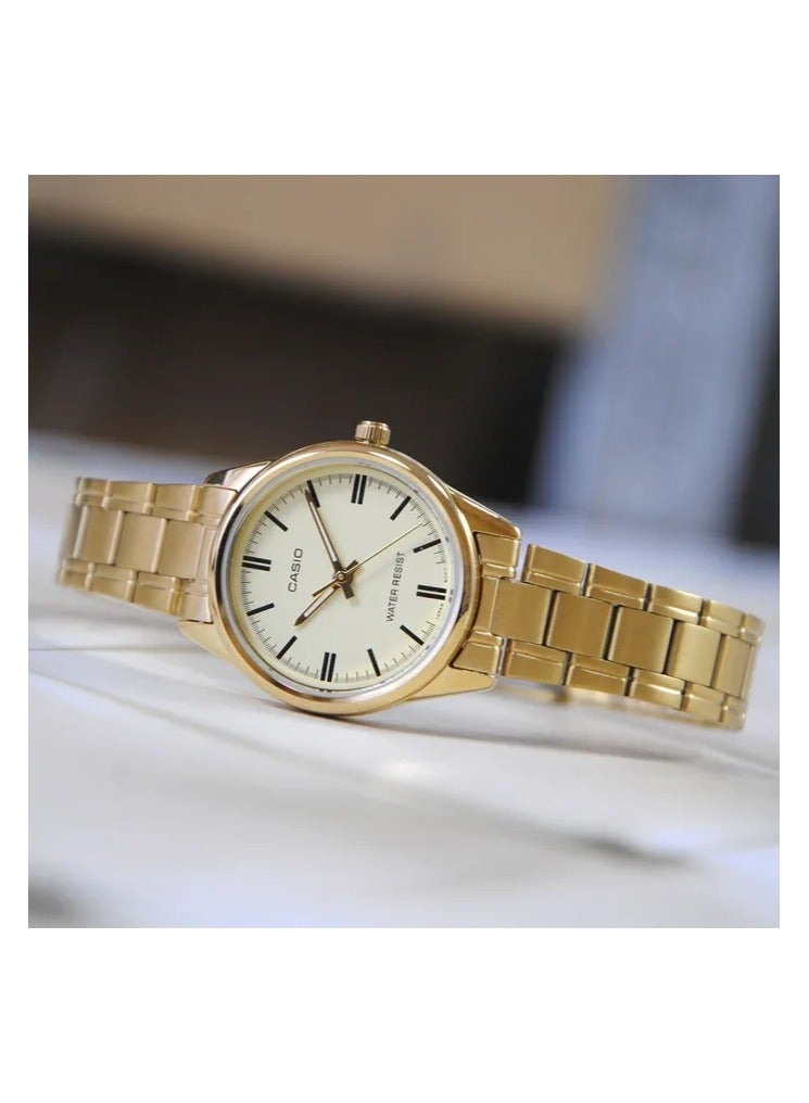 كاسيو ساعة كاسيو للنساء - LTP-V005G-9AUDF مينا ذهبي، سوار ذهبي - Image 3