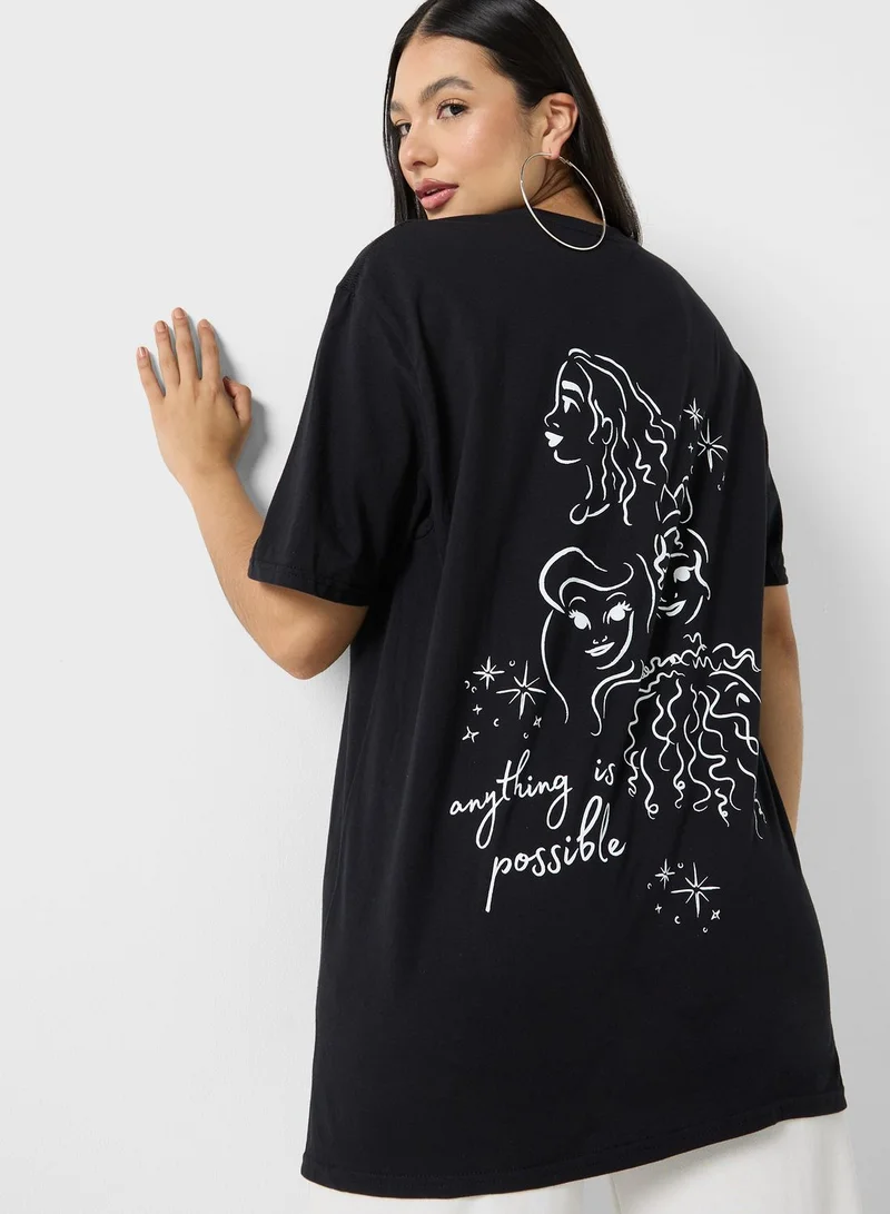 boohoo Graphic Crew Neck T-Shirt