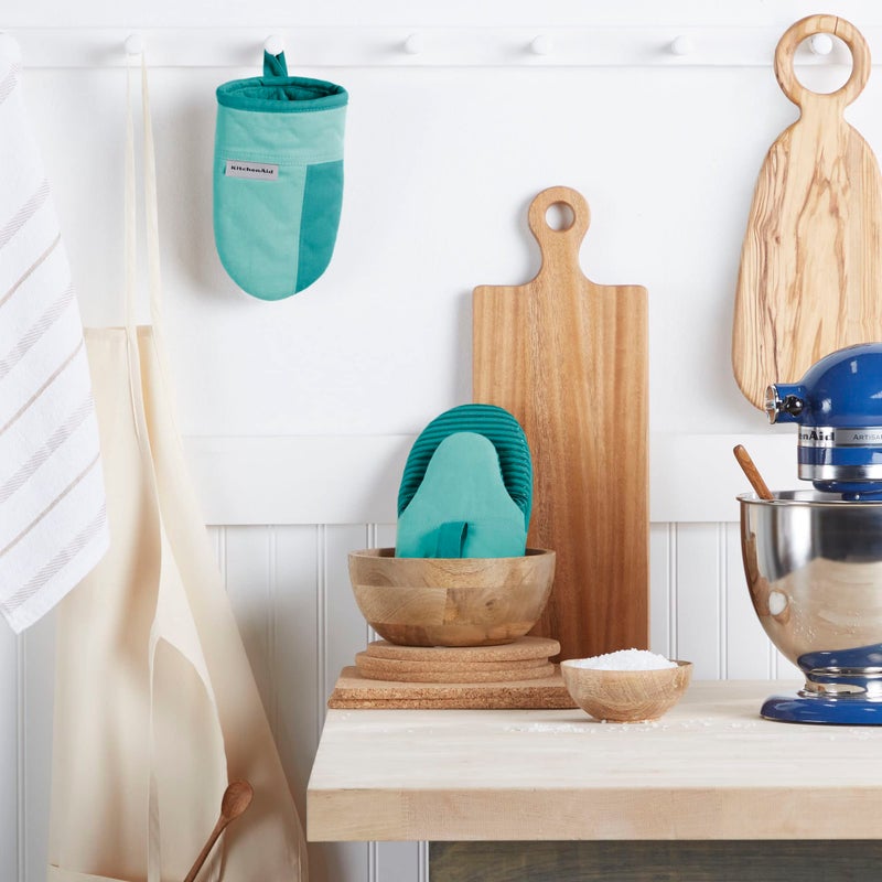 KitchenAid Beacon Two-Tone Non-Slip Mini Oven Mitt Set  Aqua Sky  5.5""x8""  2 Piece - Image 2