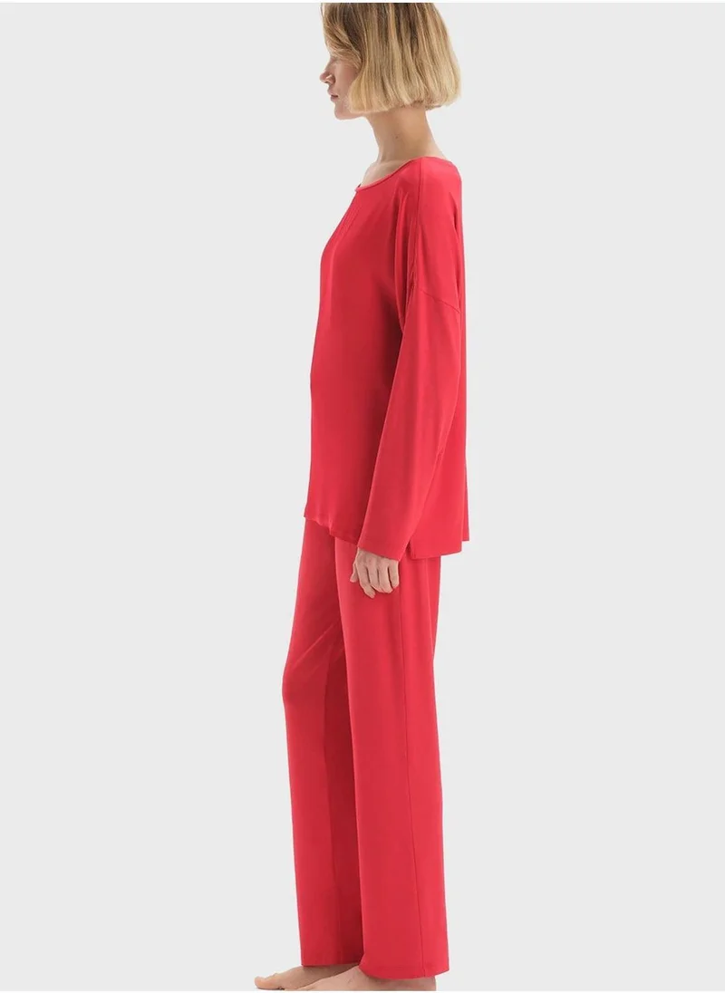 dagi Knitted Top & Pyjama Set
