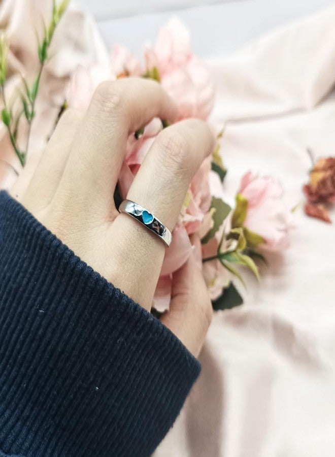 ZMANYIJEW Glowing Heart Ring Pink Blue Heart Couple Ring Funny Dark Luminous Ring Valentine's Day Heart Glow in The Dark Ring Promise Ring Cool Rings for Women Men Valentine's Day Love Jewelry for Women Girls - Image 2