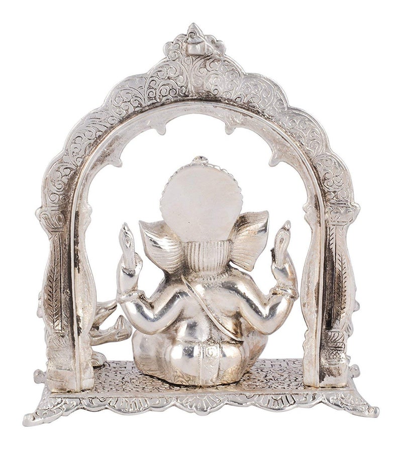 Lavanaya Silver Ganesh Idol with Gift Box - Image 4