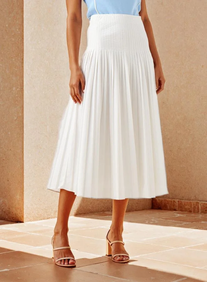 ايكونيك تنورة ميدي كلاسيكية مطوية من البوبلين