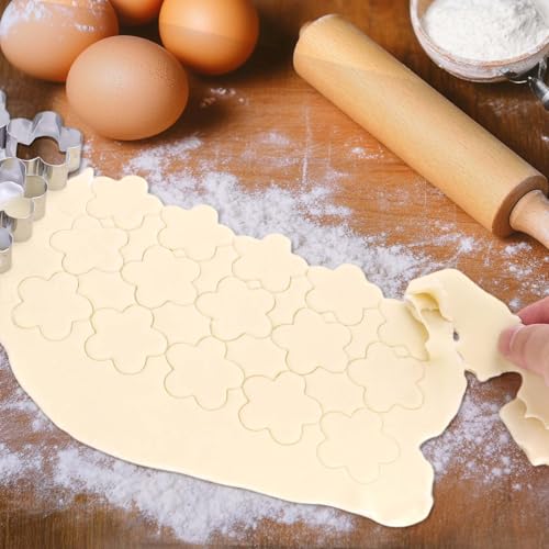 AIERSA Mini Flower Cookie Cutter, 15 Cavity Cracker Cutter, 1.4 Inch Small Flower Shaped Cookie Cutter, Mother's Day Valentine's Day Cracker Cutters for Baking Fruit Fondant Clay - Image 5