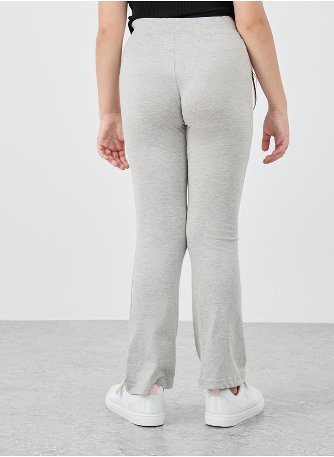 Styli Styli Girls Grey Solid Elasticated Waistband Flared Leggings  - Image 4
