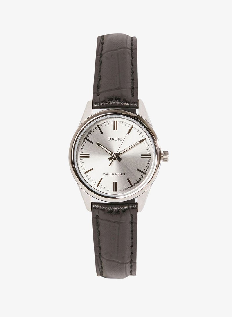 CASIO Analogue Watch - Image 1