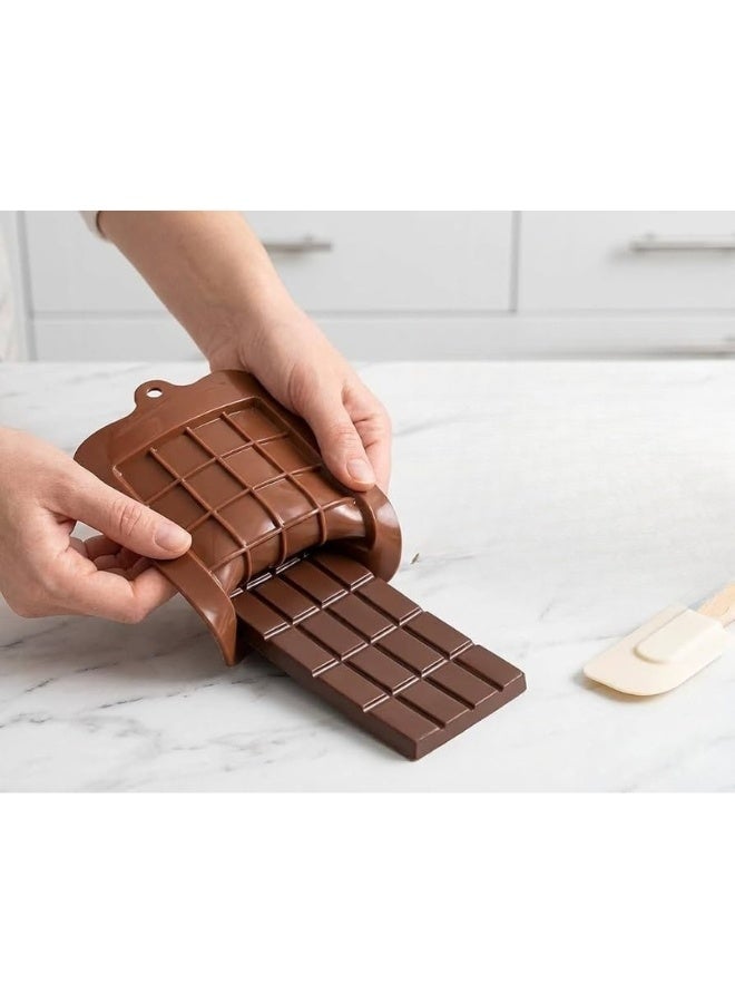 2-piece silicone chocolate mold set – non-stick rectangular molds for making Dubai chocolates and homemade sweets – oven, microwave, freezer and dishwasher safe – 22 x 15 x 1 cm, deep enough to add nuts and fruits. - Image 2