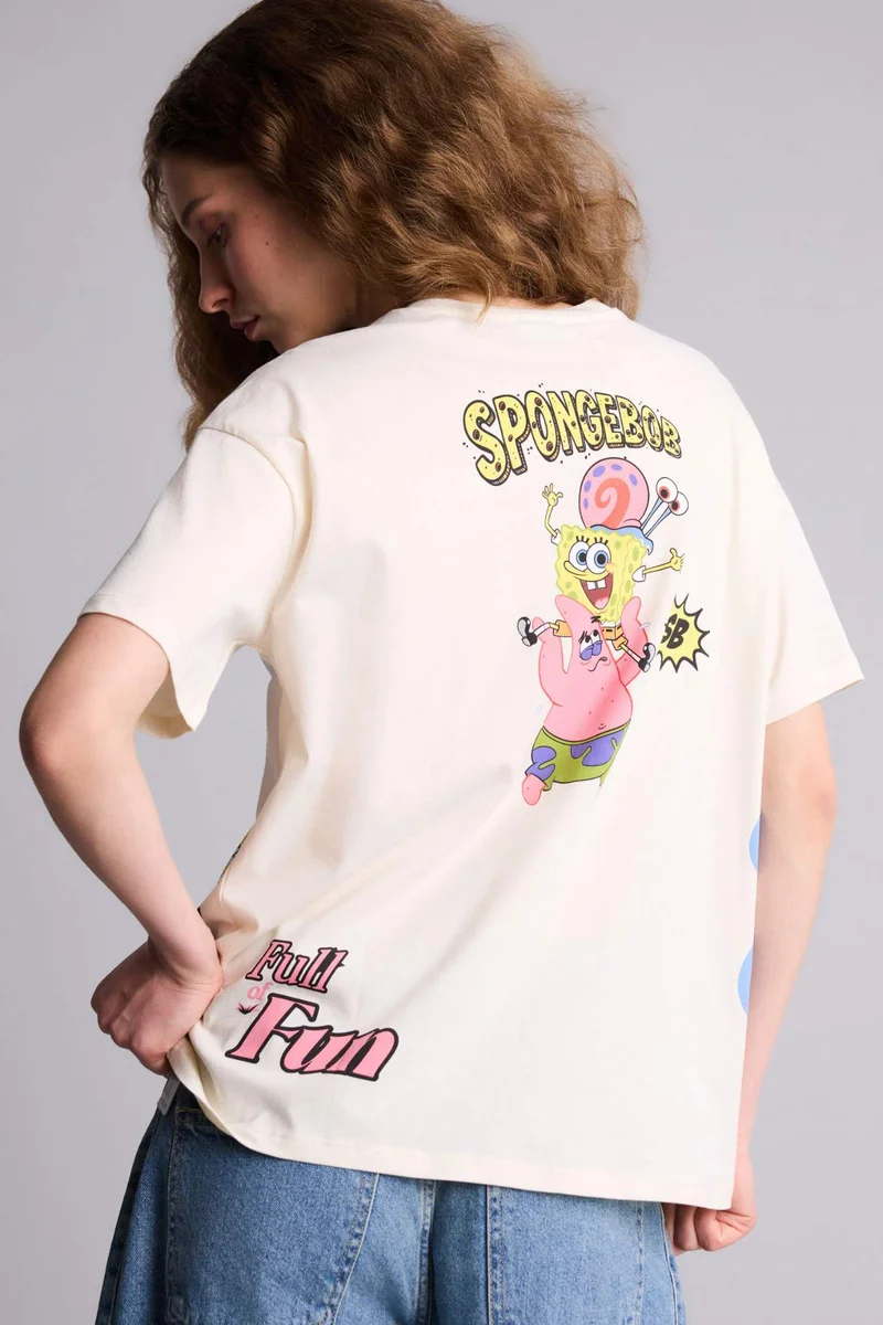 ديفاكتو SpongeBob Back Print Oversize T-Shirt