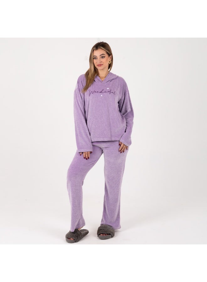 زيكوتكس  بيچامة نسائية شتوية من قطيفة ناعمة مطرزة – لون موف - Image 2