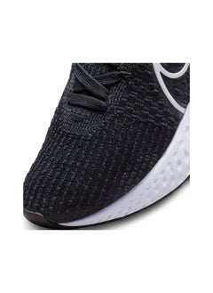 React Infinity Run Flyknit 3 Shoes - pzsku/Z6FB30762F4C29857881FZ/45/_/1730178574/d2a7694e-abac-478f-a8b2-cac2033e8892