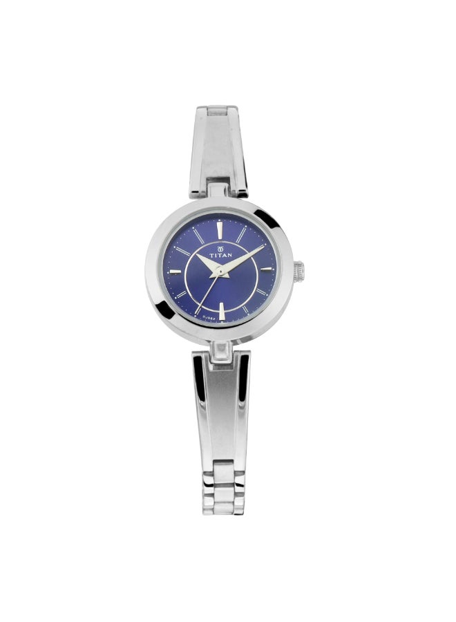 TITAN ساعة أنالوج ذات قرص أزرق للنساء - NR2598SM03 - Image 1