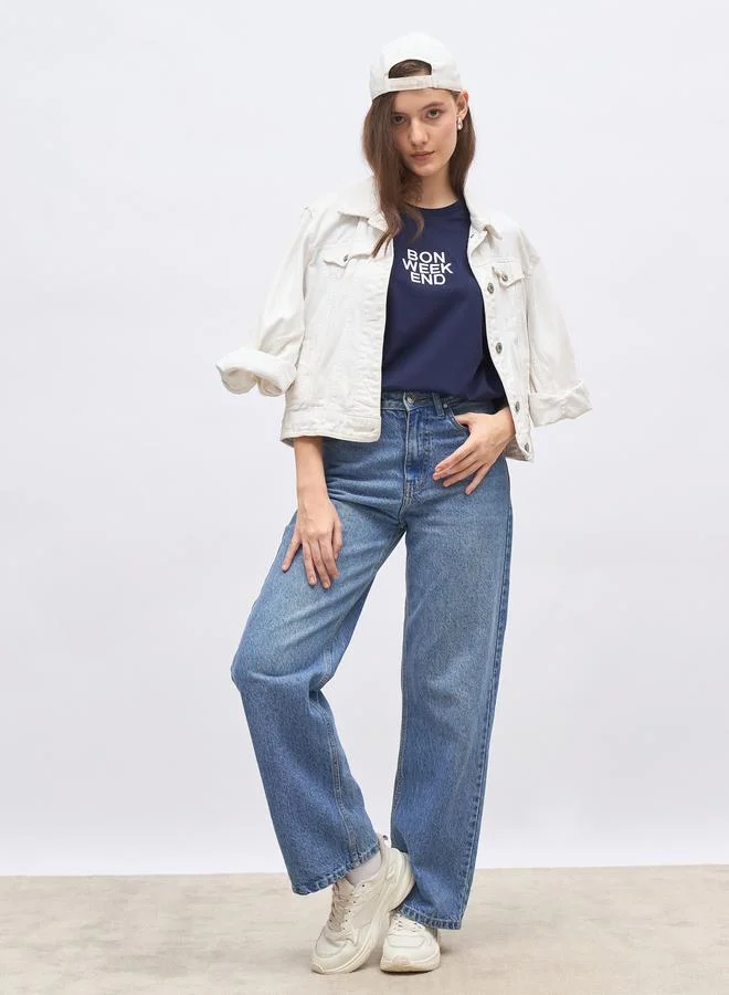 ستايلي تيشيرت ستيل مطرز بشعار مقاس كبير