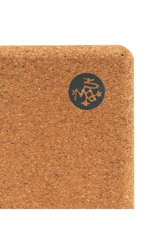 Manduka Manduka Cork Yoga Block Resilient Sustainable Material, Portable, Comfortable, Easy to Grip Fitness, Yoga Exercise & Pilates | 9" x 6" x 4"  - Image 4