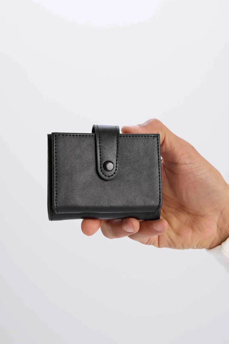 ديفاكتو Man Faux Leather Wallet