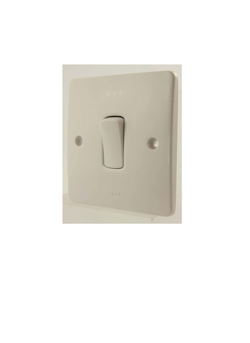 Legrand Legrand Synergy Single Pole 1Gnang 2 Way Plate Switch 10A 250V - 730001 (White)  - Image 3