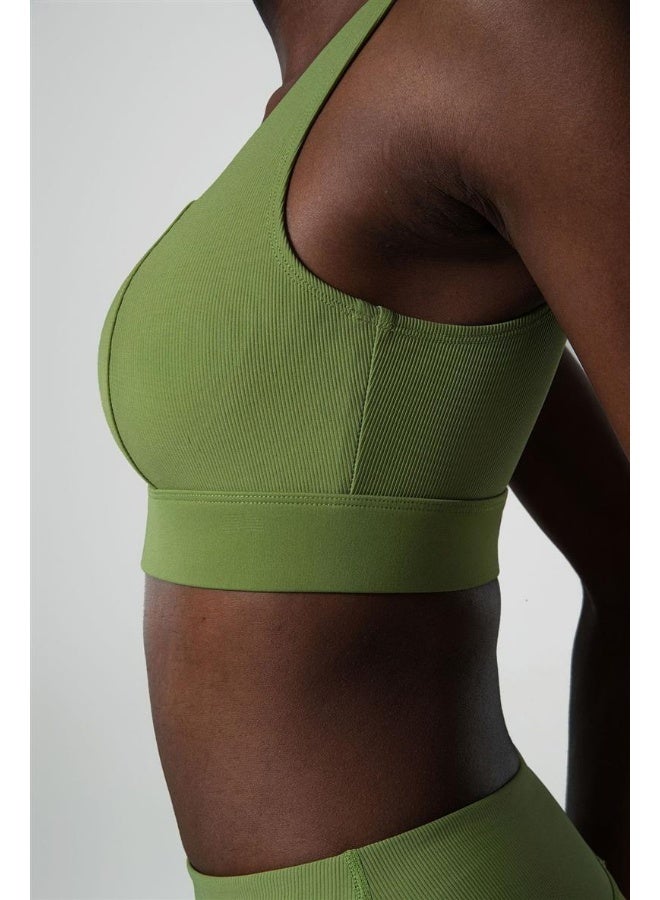 alo Alo High-Performance Sports Yoga Bra  - Image 5