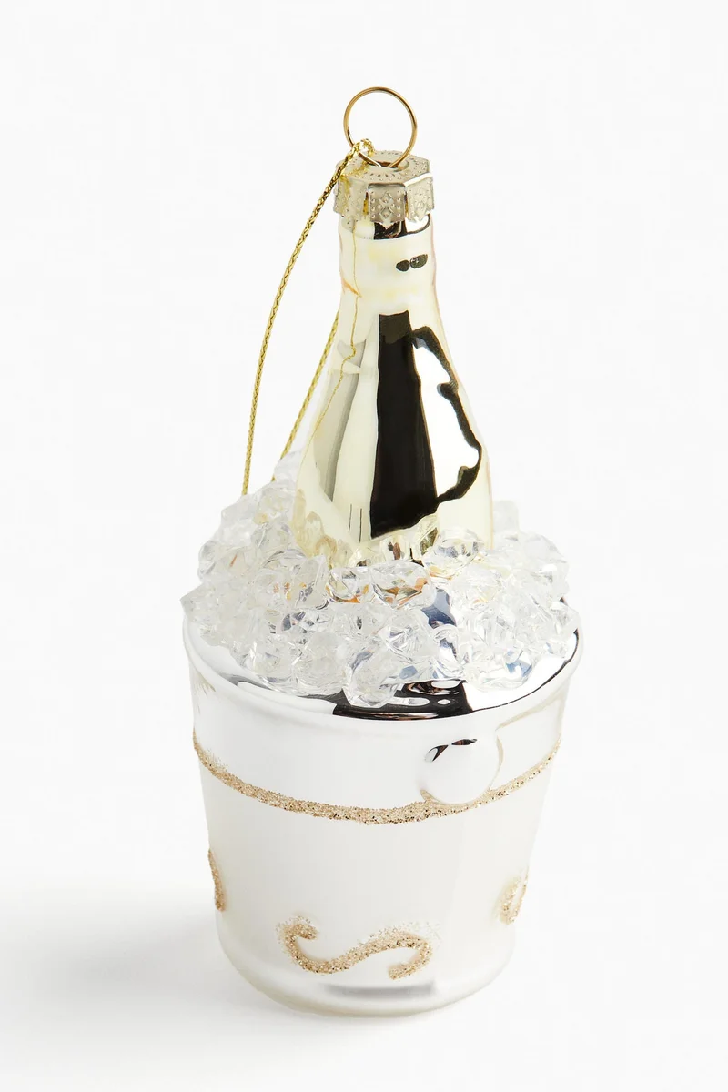 اتش اند ام زينة كريسماس زجاجية