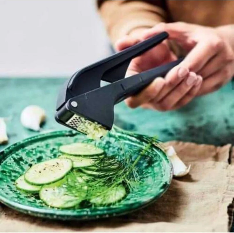 توبروير Garlic Crusher