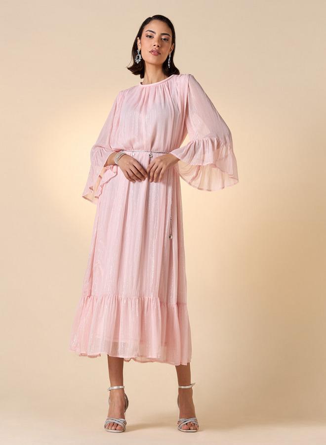 ايكونيك فستان ميدي بارز الملمس بياقة مستديرة وأكمام 3/4 من أيكونيك - Image 1