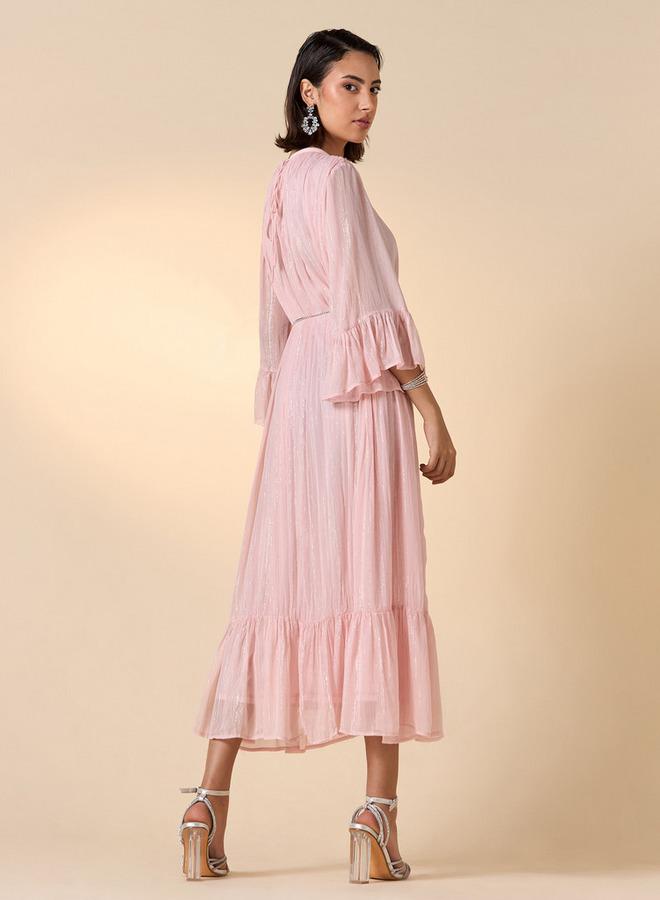 ايكونيك فستان ميدي بارز الملمس بياقة مستديرة وأكمام 3/4 من أيكونيك - Image 3