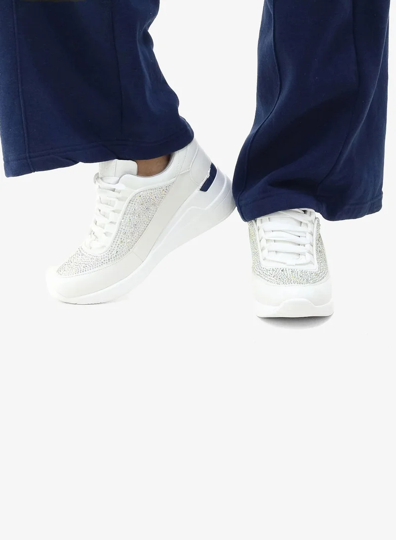 لاماراباريس ألـميدا سنيكر مزين بالدانتيل