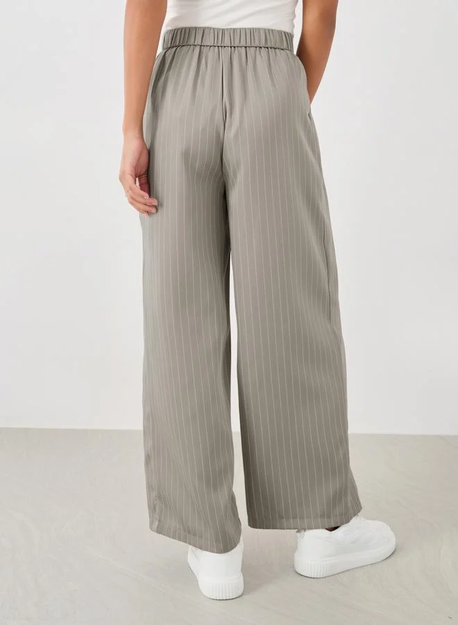 Styli Styli Striped Inverted Pleated Drawstring Pants