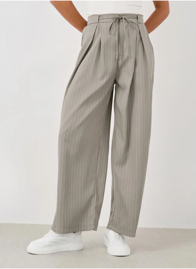 Styli Styli Striped Inverted Pleated Drawstring Pants