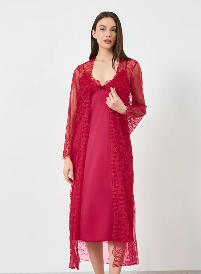 تايك تو مجموعة من روب دانتيل وقطعة داخلية ساتان