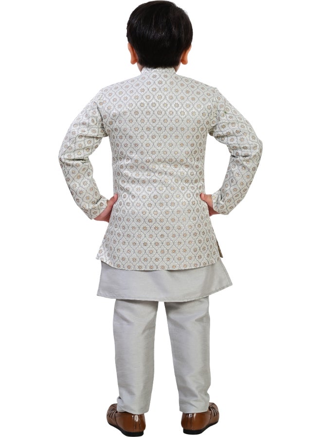 بي تي ديزايز طقم شيرواني ولادي رمادي جاكار إند وسترن - Image 2