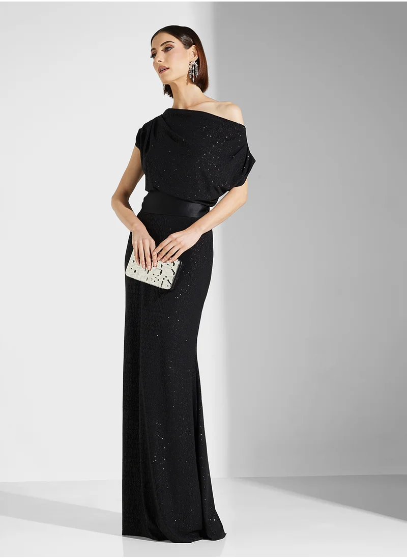 نمشي x Shimmer Dress With Aysmmetrical Shoulder Cut