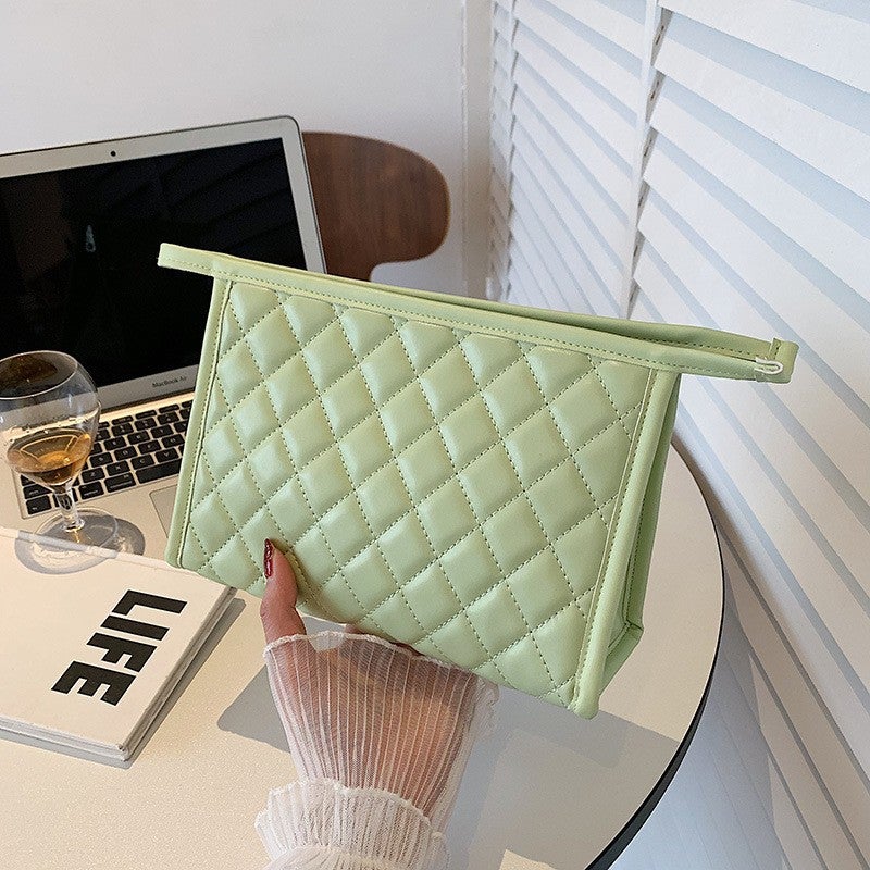 New Embroidery Thread Cosmetic Bag Large Capacity Ins Quilted Plaid Wash Bag High-Looking Multifunctional Quilted Storage Bag - Image 1
