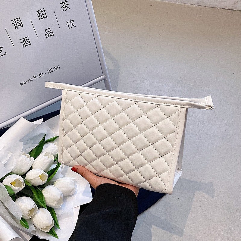 New Embroidery Thread Cosmetic Bag Large Capacity Ins Quilted Plaid Wash Bag High-Looking Multifunctional Quilted Storage Bag - Image 3