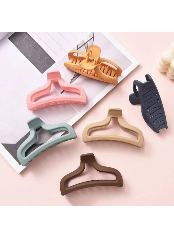 Claw Hair Clip Set (2 pieces) - Sturdy plastic hair clip with a modern design for everyday hair fixation - Suitable for thin and medium hair - Assorted colors (color may vary) - Image 2