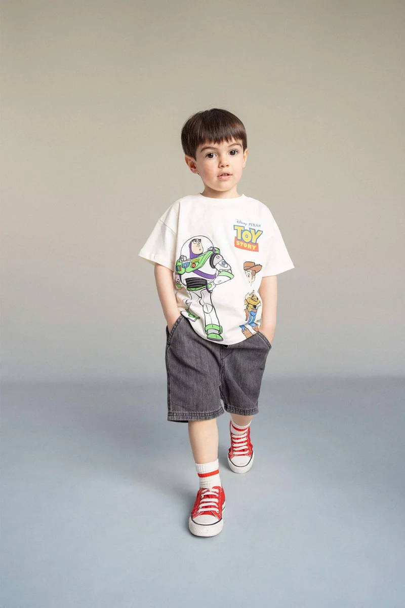 ديفاكتو Toy Story Regular Fit Short Sleeve T-Shirt