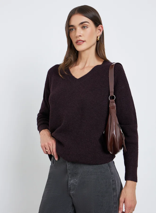 Styli Styli Burgundy V-Neck Knitted Sweater