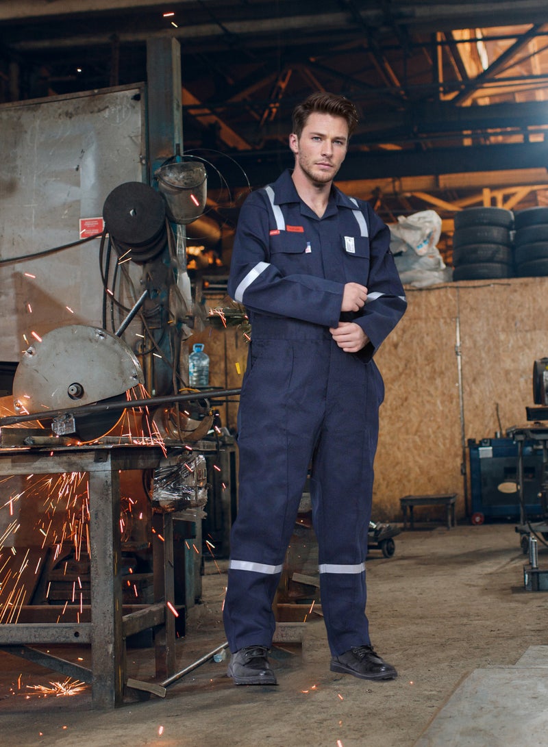 ارتداء آمن أغطية FR Hi-Vis للرجال، معتمدة من NFPA 2112، ملابس عمل مقاومة للهب بوزن 7 أوقية مع شريط عاكس و6 جيوب - Image 3