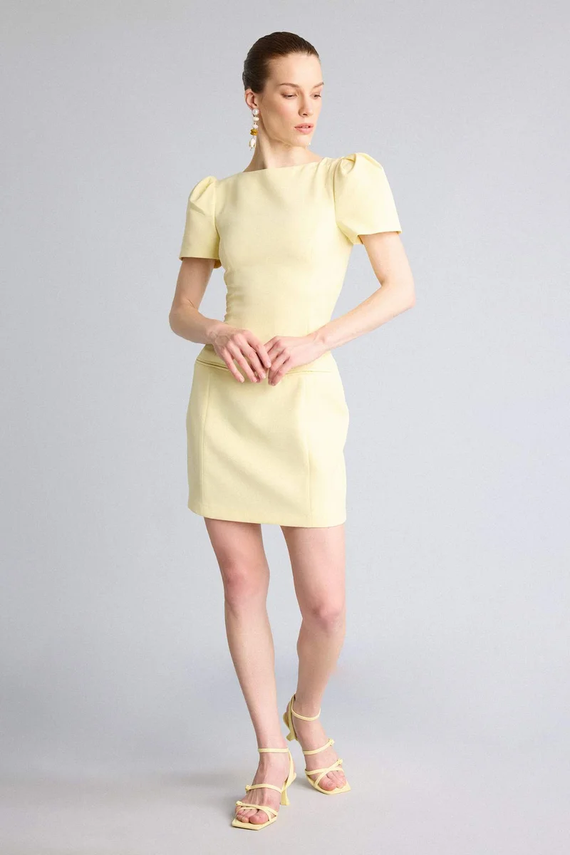 ديفاكتو Crew Neck Light Yellow Mini Dress Dresses