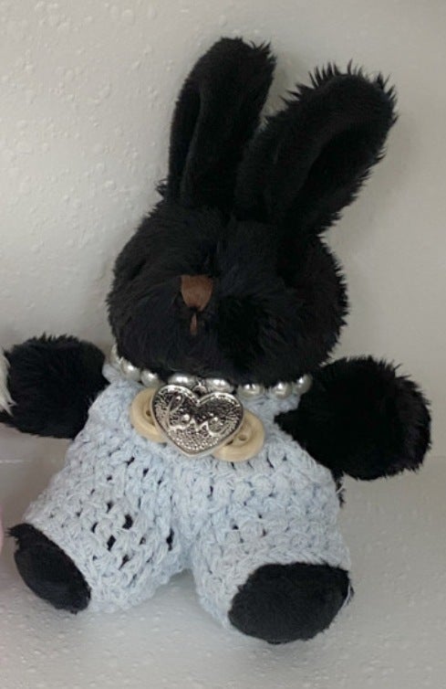 Korean Dongdaemun Blue Sweater Black Rabbit Keychain Love Pendant Blue sweater (Ruth black rabbit)