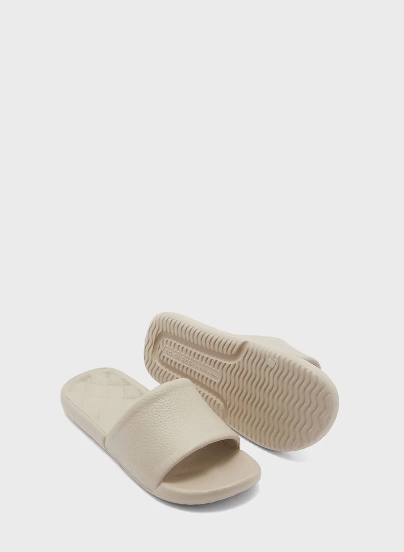 Ginger One Stap Slides With Quilt Detail
