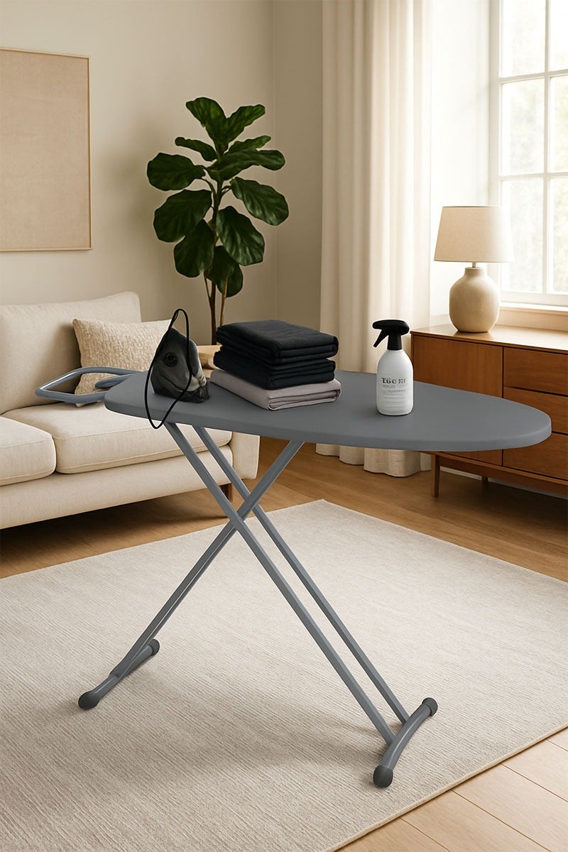 Cady One Ironing board and table with a Grey heat-resistant cover. Fabric size: 102 x 33 cm - Image 1