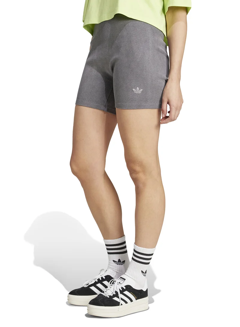 adidas Originals Essential Ribbed 1/4 Washed Shorts