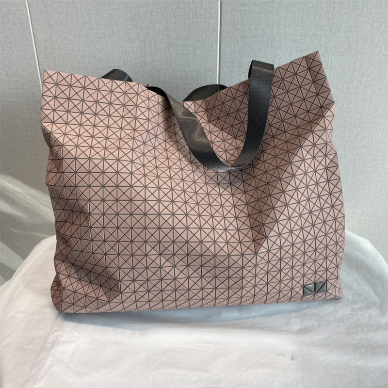 Original Autumn New Geometric Tote Bag Silicone Rhombic Large Capacity Shopping Bag Shoulder Handbag Women'S Travel Bag - Image 1