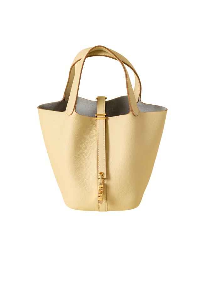 Elegant Modern Beige Leather Handbag with Inner Organizer - Image 1