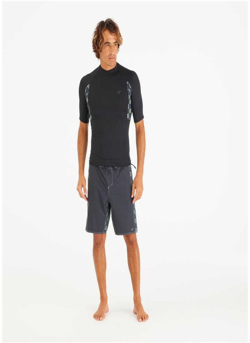 OLAIAN OLAIAN by DECATHLON, Men’s UPF50+ short-sleeved surf top - smoked black with chequered pattern  - Image 1