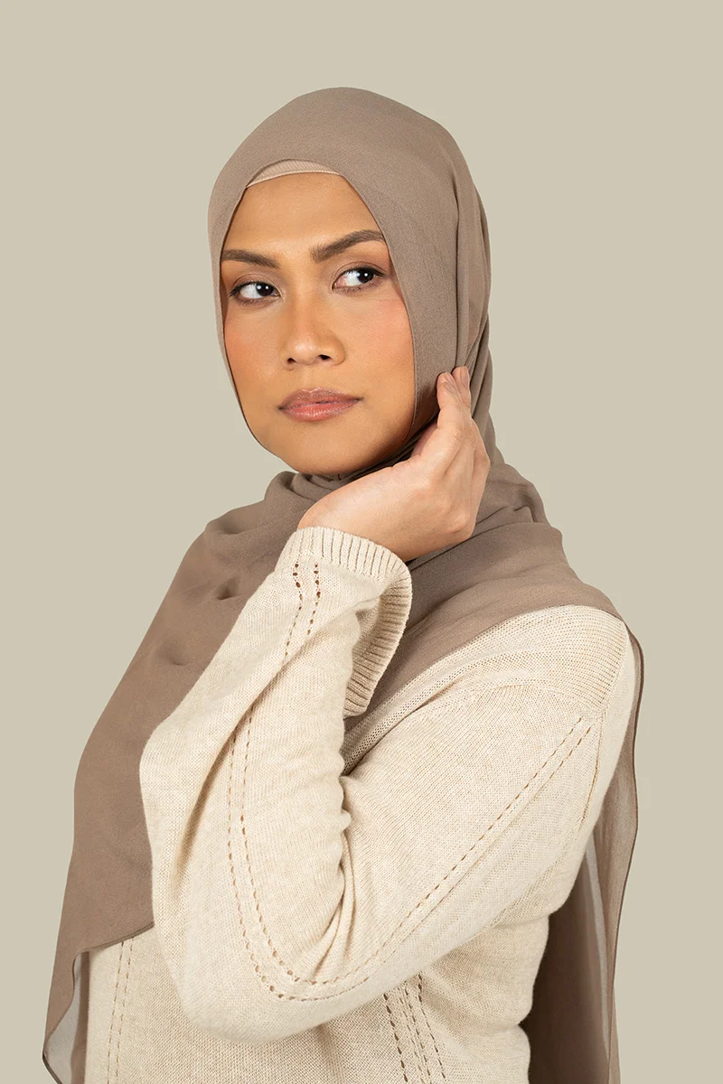 سيلكروز حجاب جورجيت حرير موكا