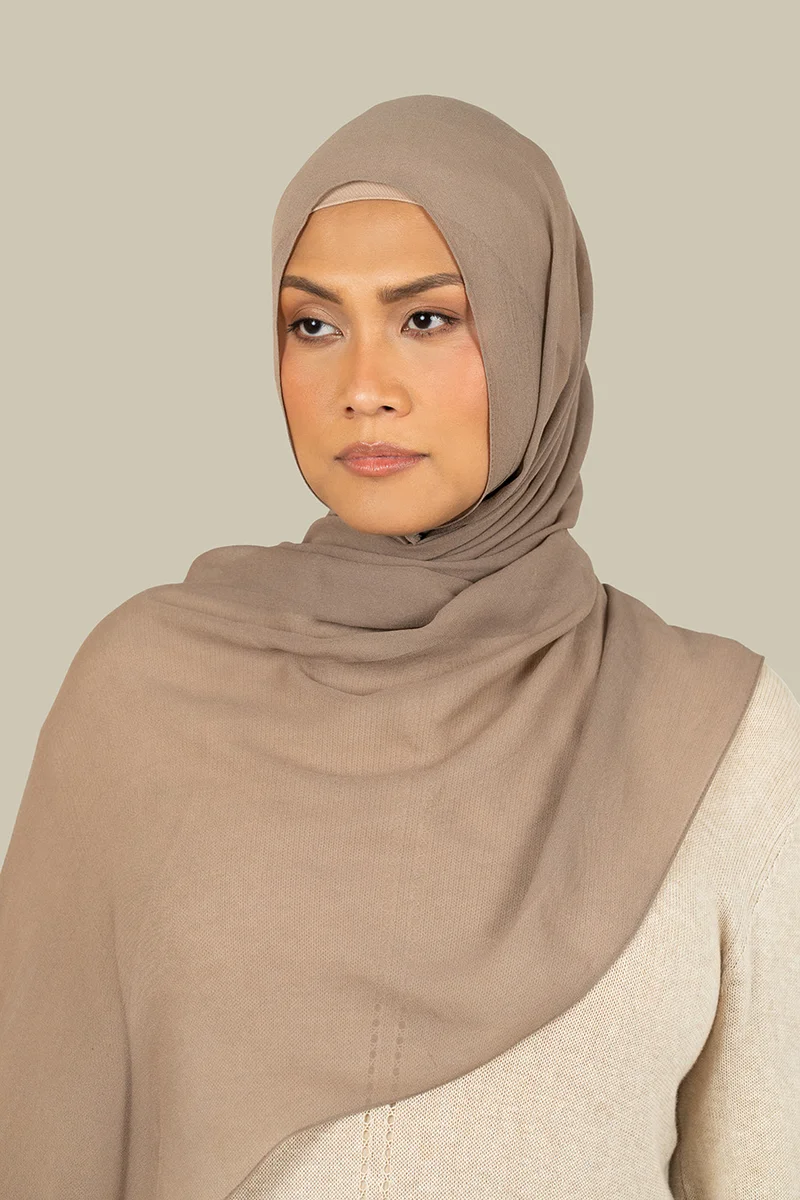 سيلكروز حجاب جورجيت حرير موكا